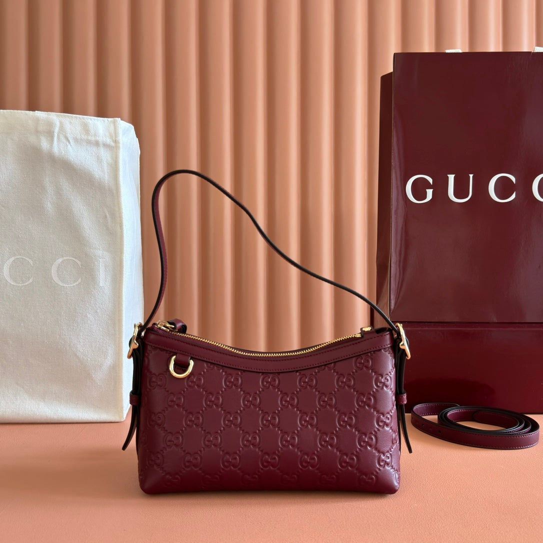 GG Emblem Shoulder Bag Burgundy Embossed Cowhide