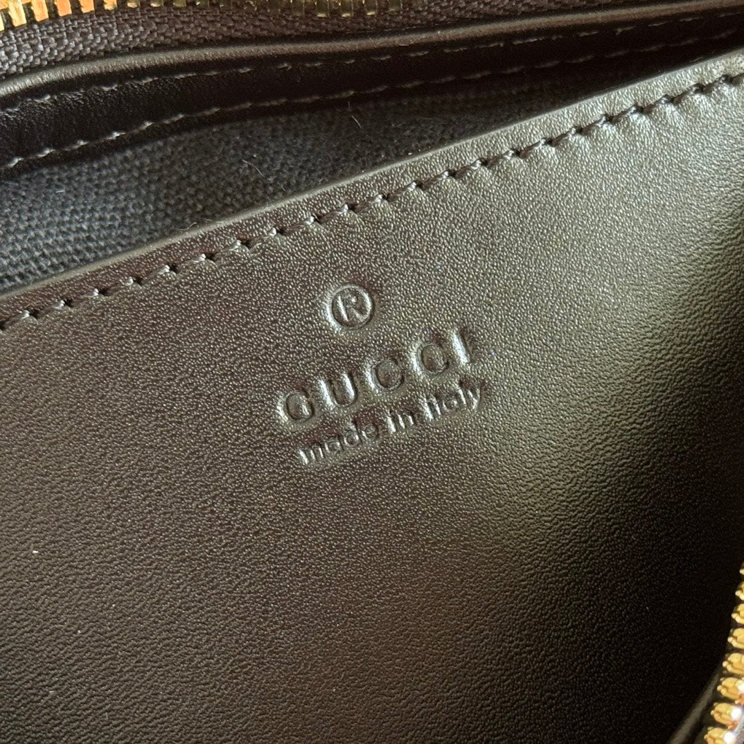 GG Emblem Shoulder Bag Black Embossed Cowhide