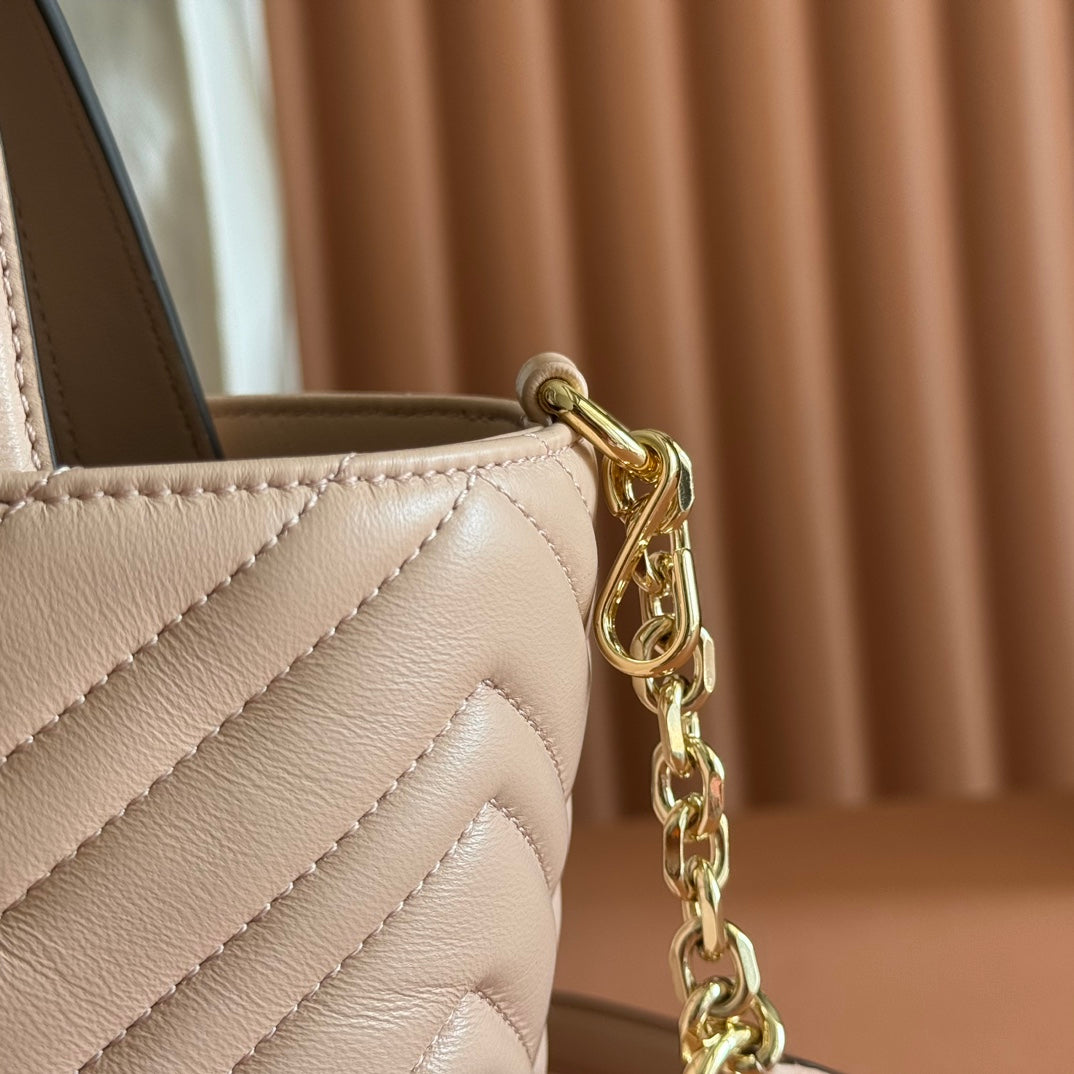 Gucci GG Marmont Small Tote Bag Muted Pink Quilted Leather