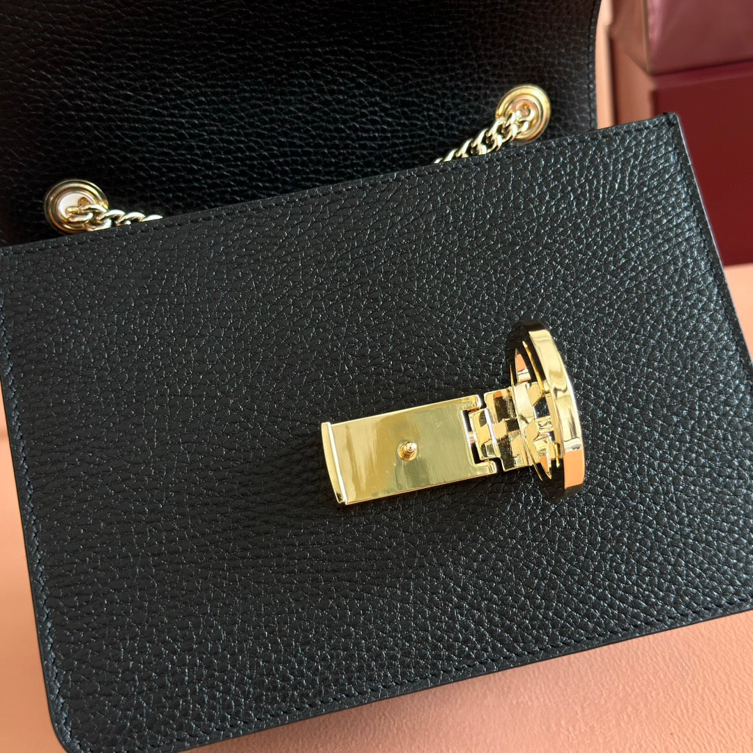 GG Interlocking Leather Chain Crossbody Black Grain Leather