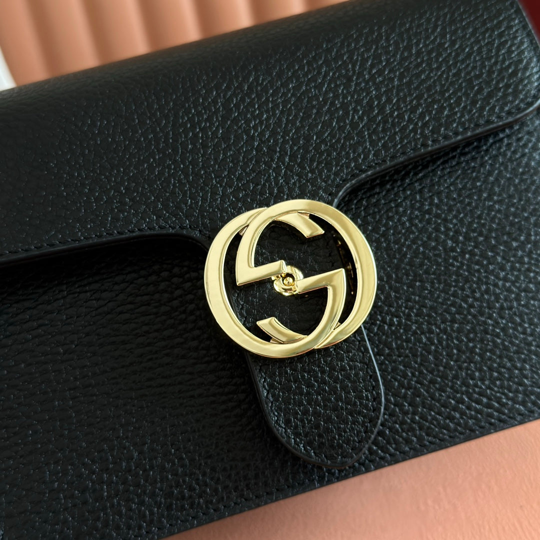 GG Interlocking Leather Chain Crossbody Black Grain Leather