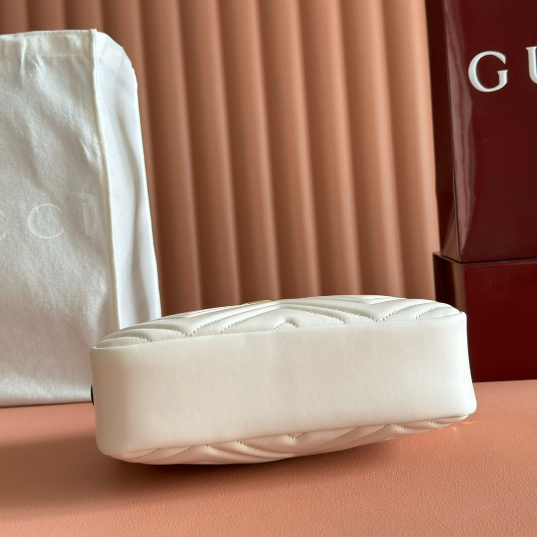 GG 2025 Marmont Bag 24cm White Gold Lambskin 273723