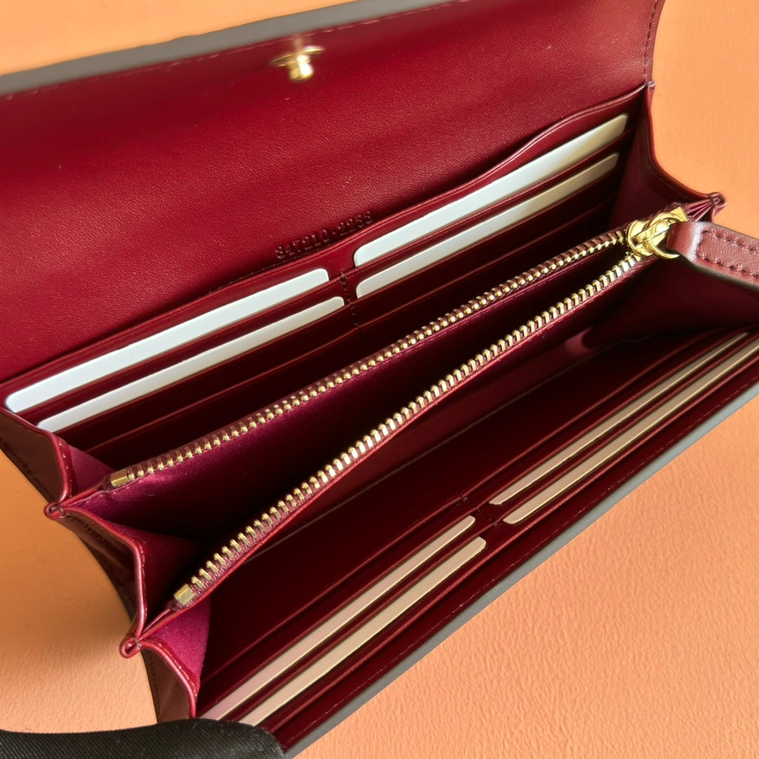 GG Emblem Continental Wallet Burgundy Cowhide