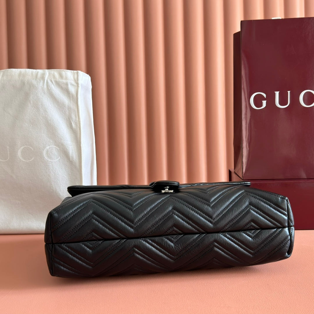 Gucci GG Marmont Large Shoulder Bag Black Matelassé Chevron Leather 273193