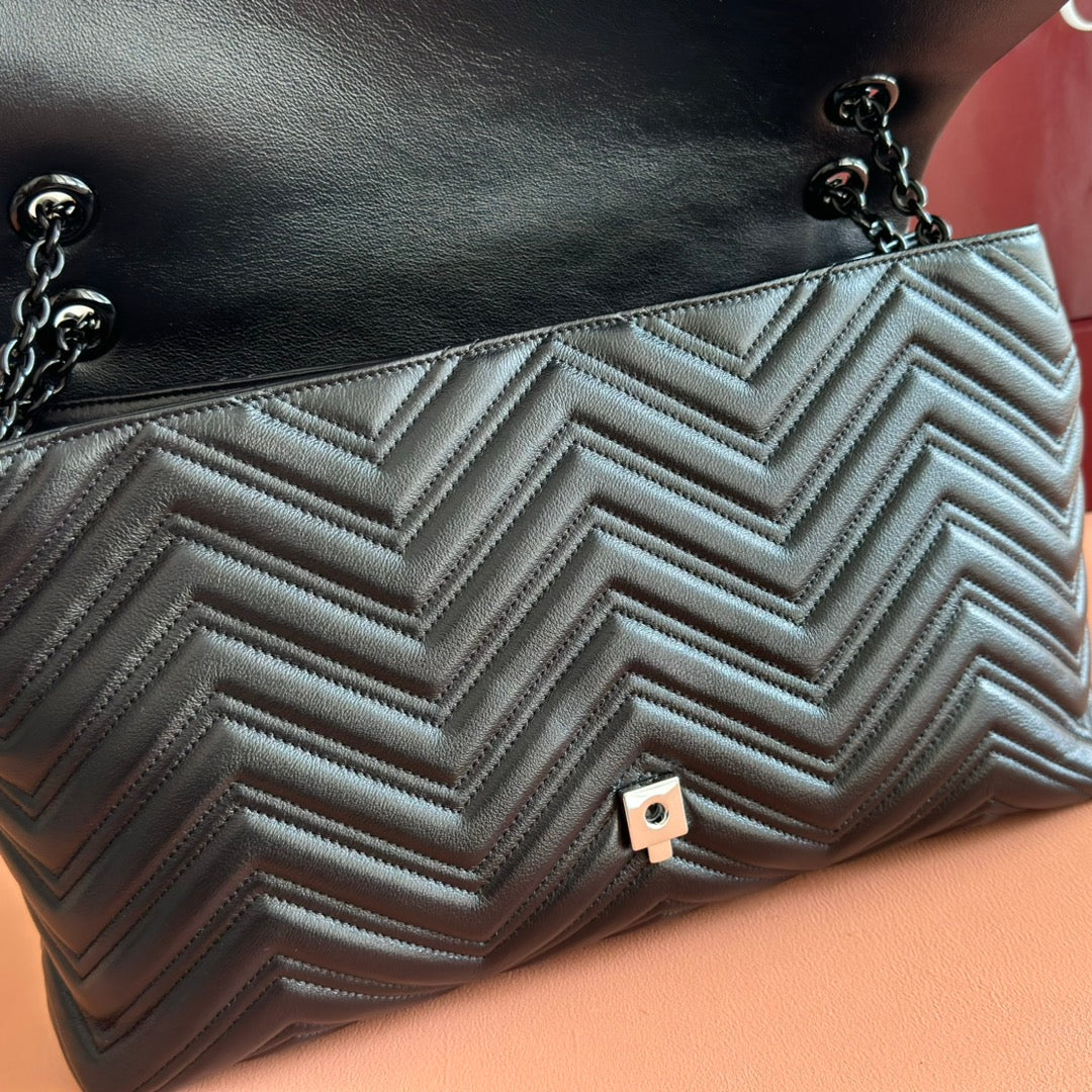 Gucci GG Marmont Large Shoulder Bag Black Matelassé Chevron Leather 273193