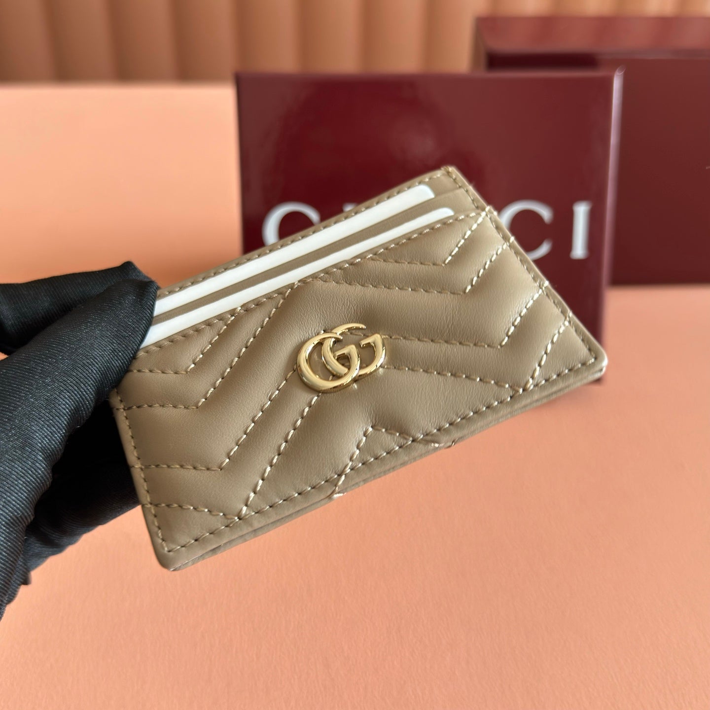 GG Marmont Card Holder Beige Matelassé Leather