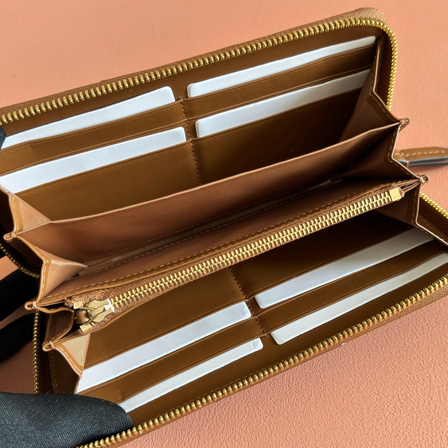 GG Marmont Zip-Around Wallet Brown Matelassé Leather