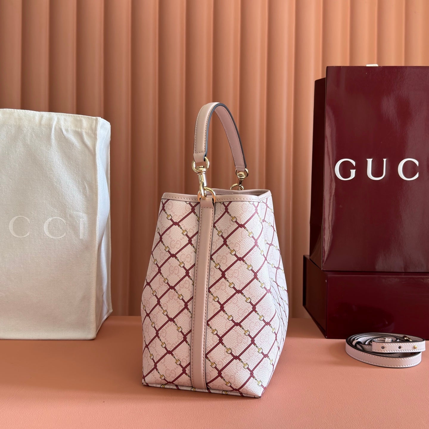 GG Emblem Bucket Bag 25cm Pink Red GG Fabric