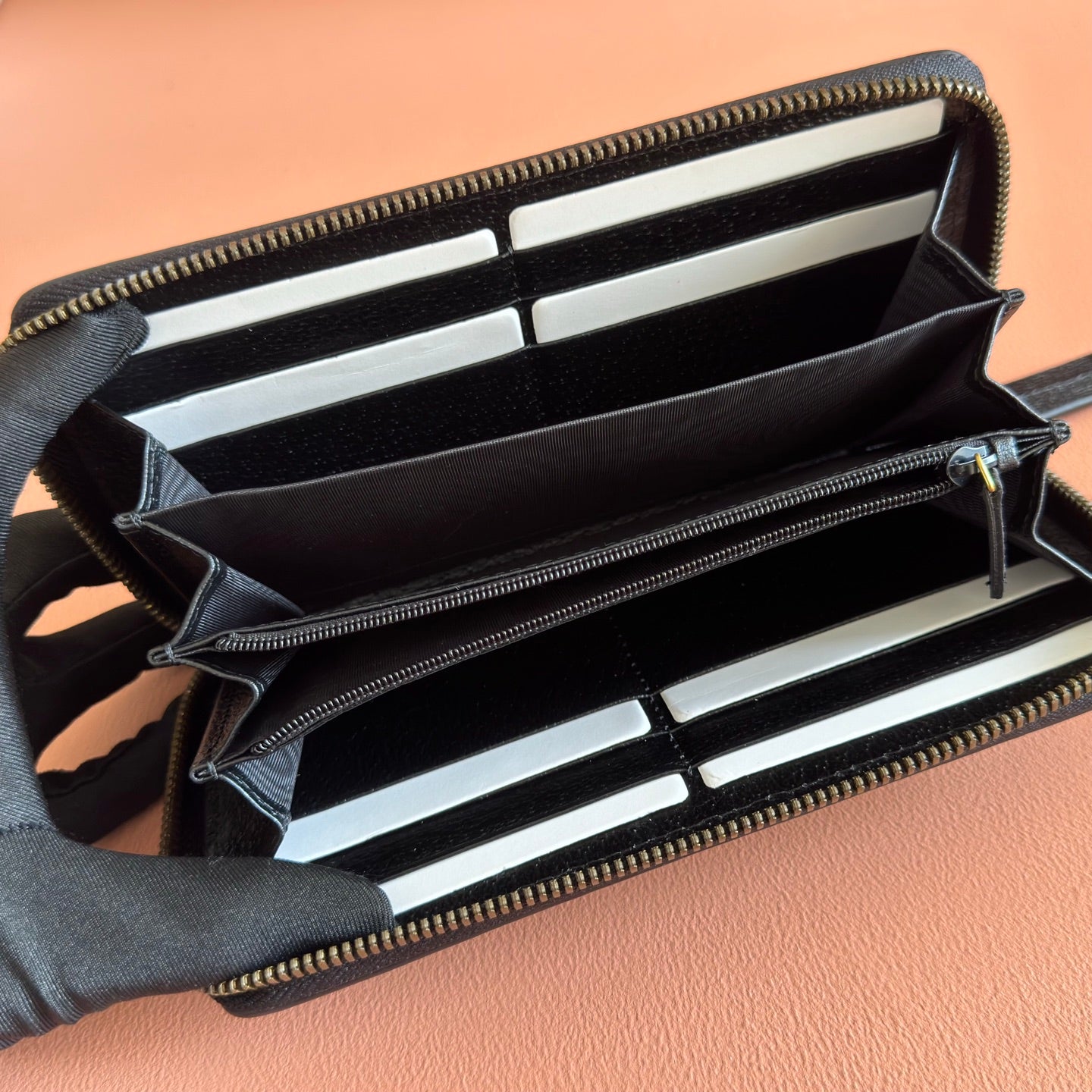 GG Animalier Zip-Around Wallet Black Leather