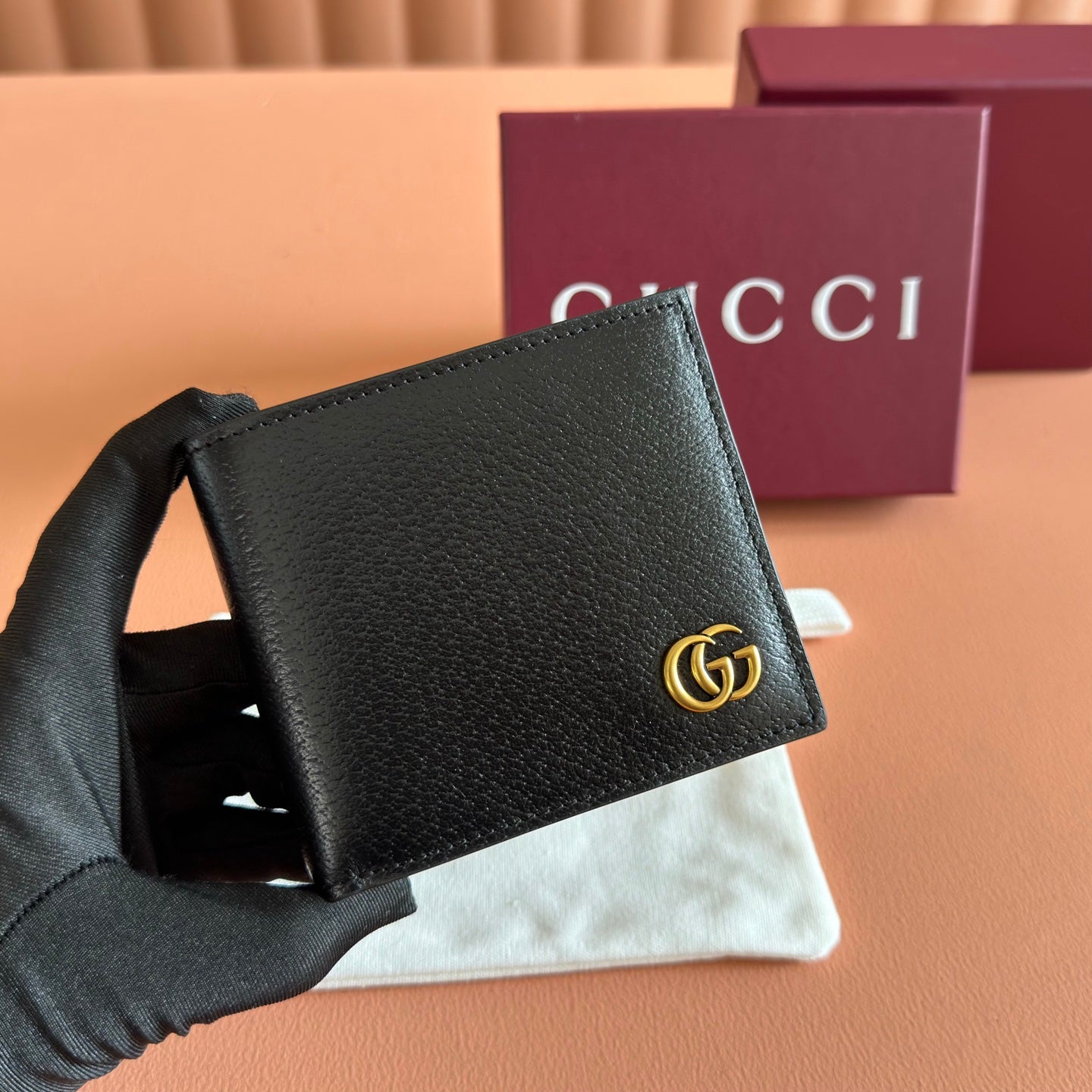 GG Marmont Bi-Fold Wallet Black Pebbled Leather GHW