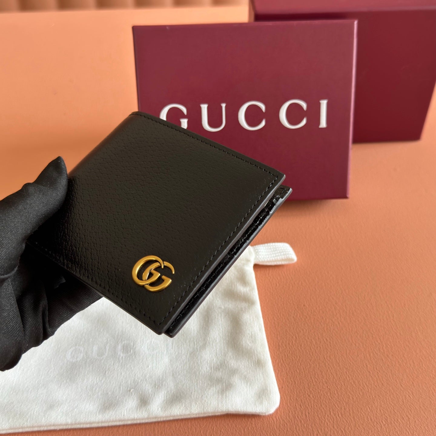 GG Marmont Bi-Fold Wallet Black Pebbled Leather GHW