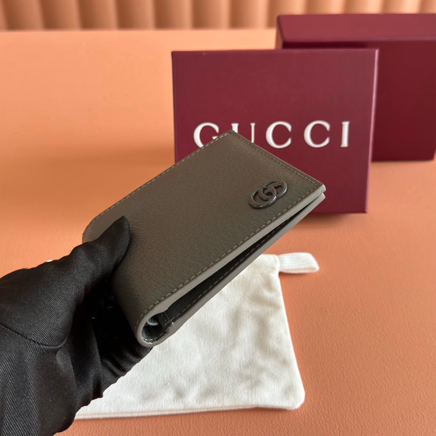 GG Marmont Bi-Fold Wallet Dark Grey Pebbled Leather