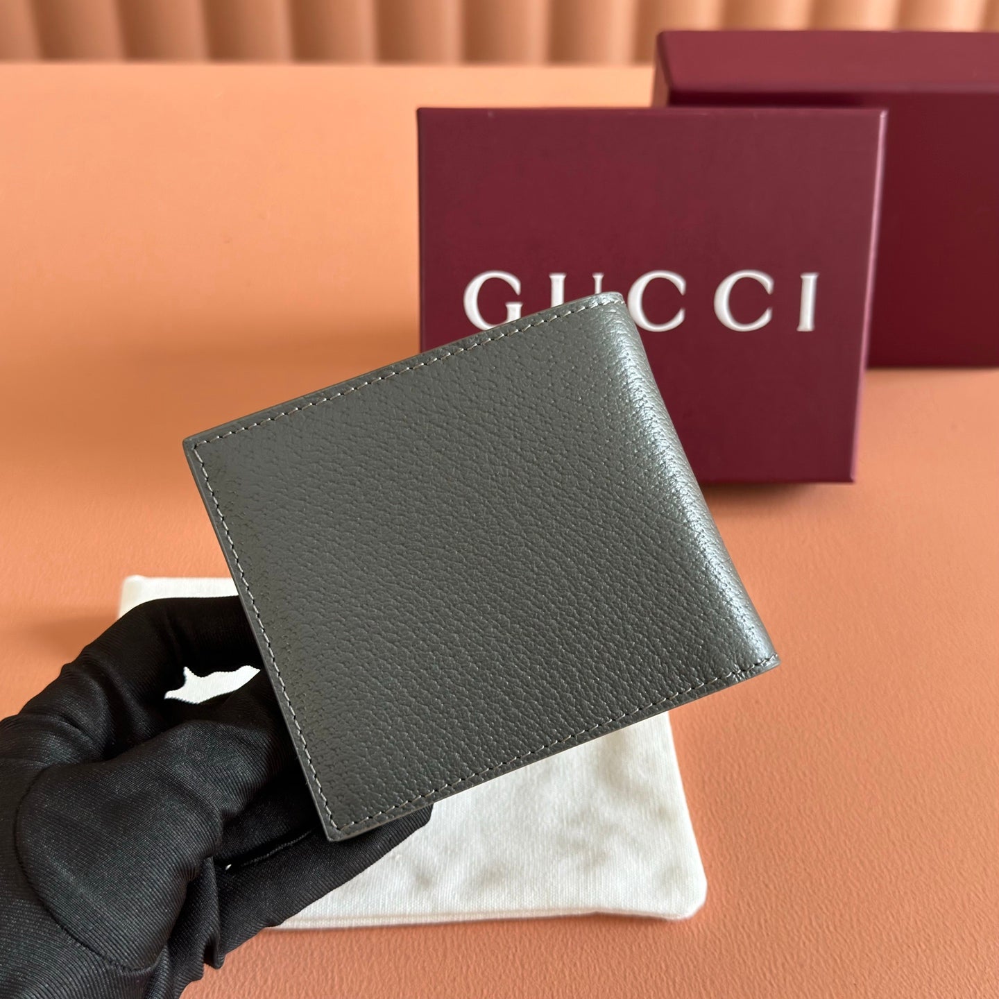 GG Marmont Bi-Fold Wallet Dark Grey Pebbled Leather