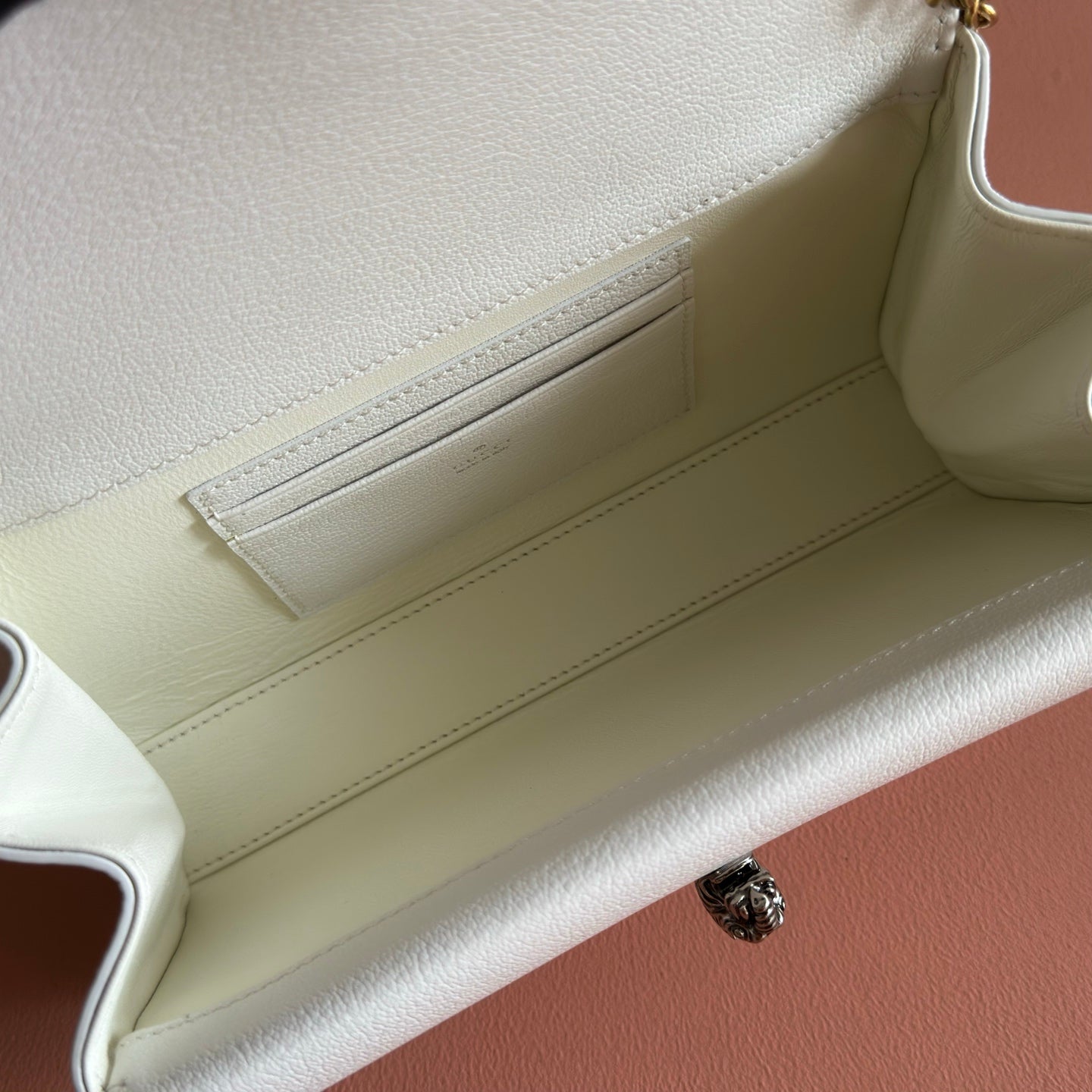 GG Dionysus Small Shoulder Bag White Grainy Leather 292589