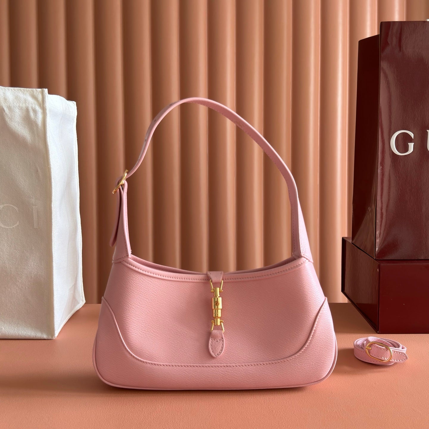 GG Jackie 1961 Slim Shoulder Bag Pink Lambskin 292681