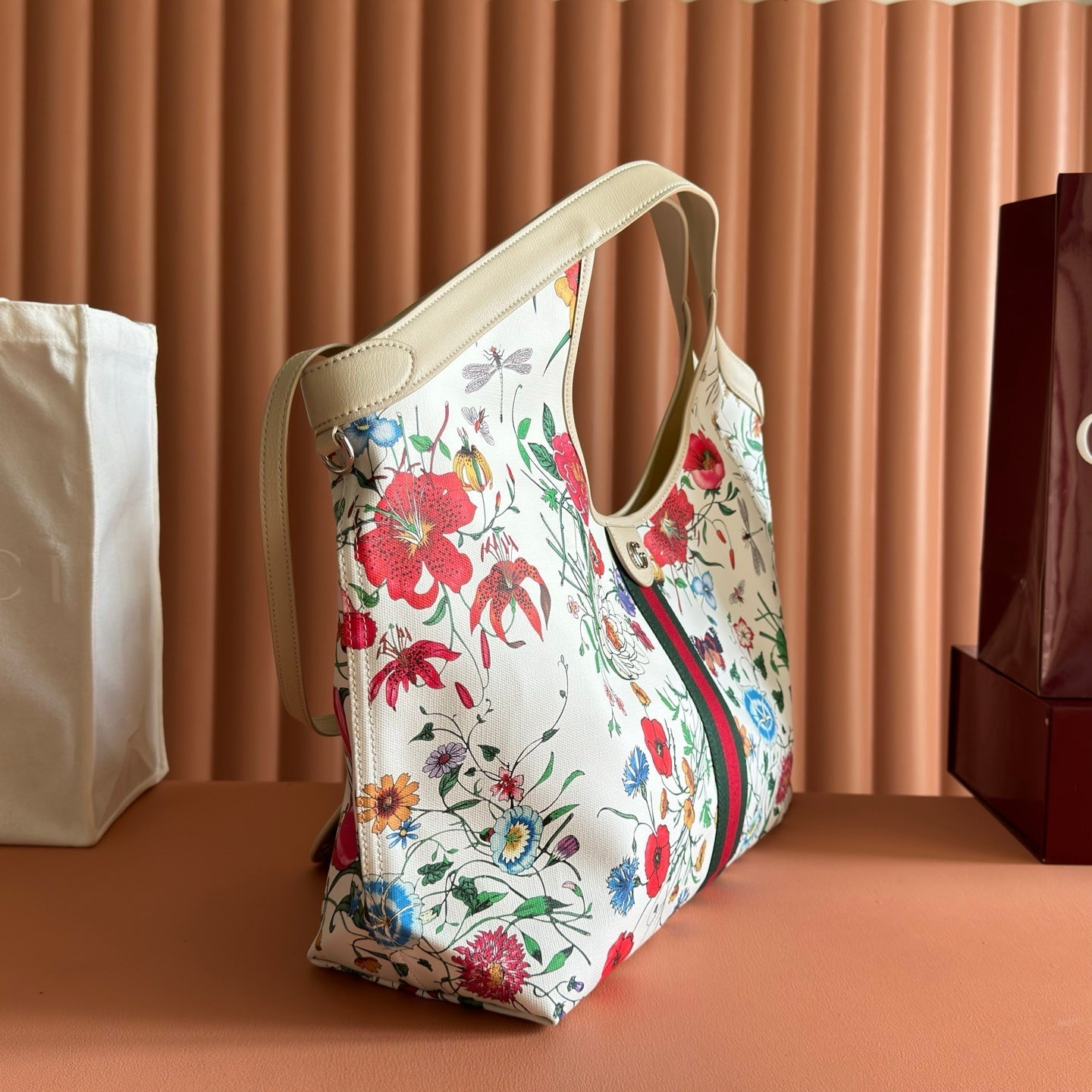 GG 26 Giglio Flora Large Tote Bag 60cm White Canvas 292579