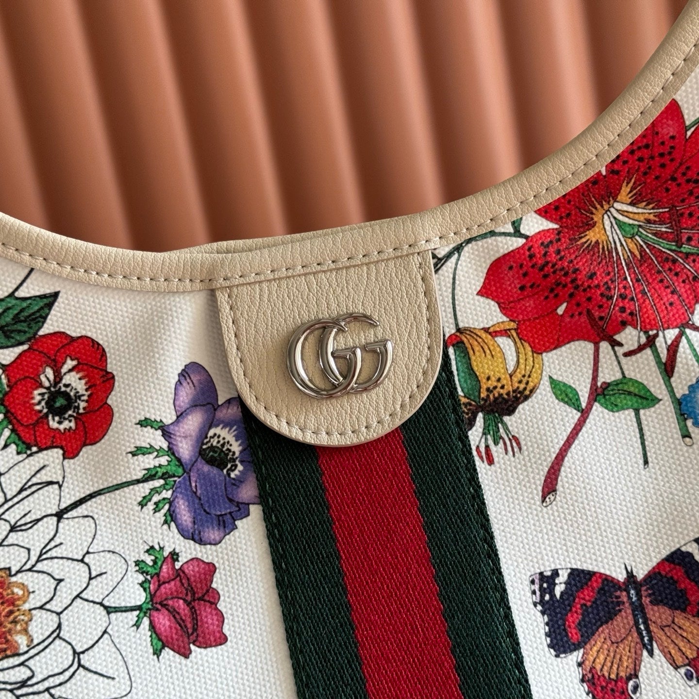GG 26 Giglio Flora Large Tote Bag 60cm White Canvas 292579