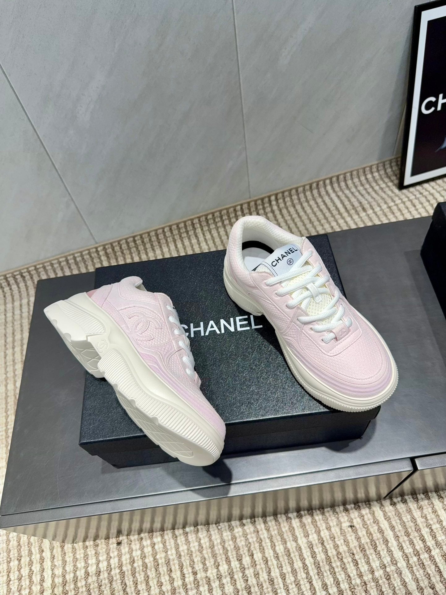 Chanel 25 Sneaker Pink White Mesh Fabric 540319