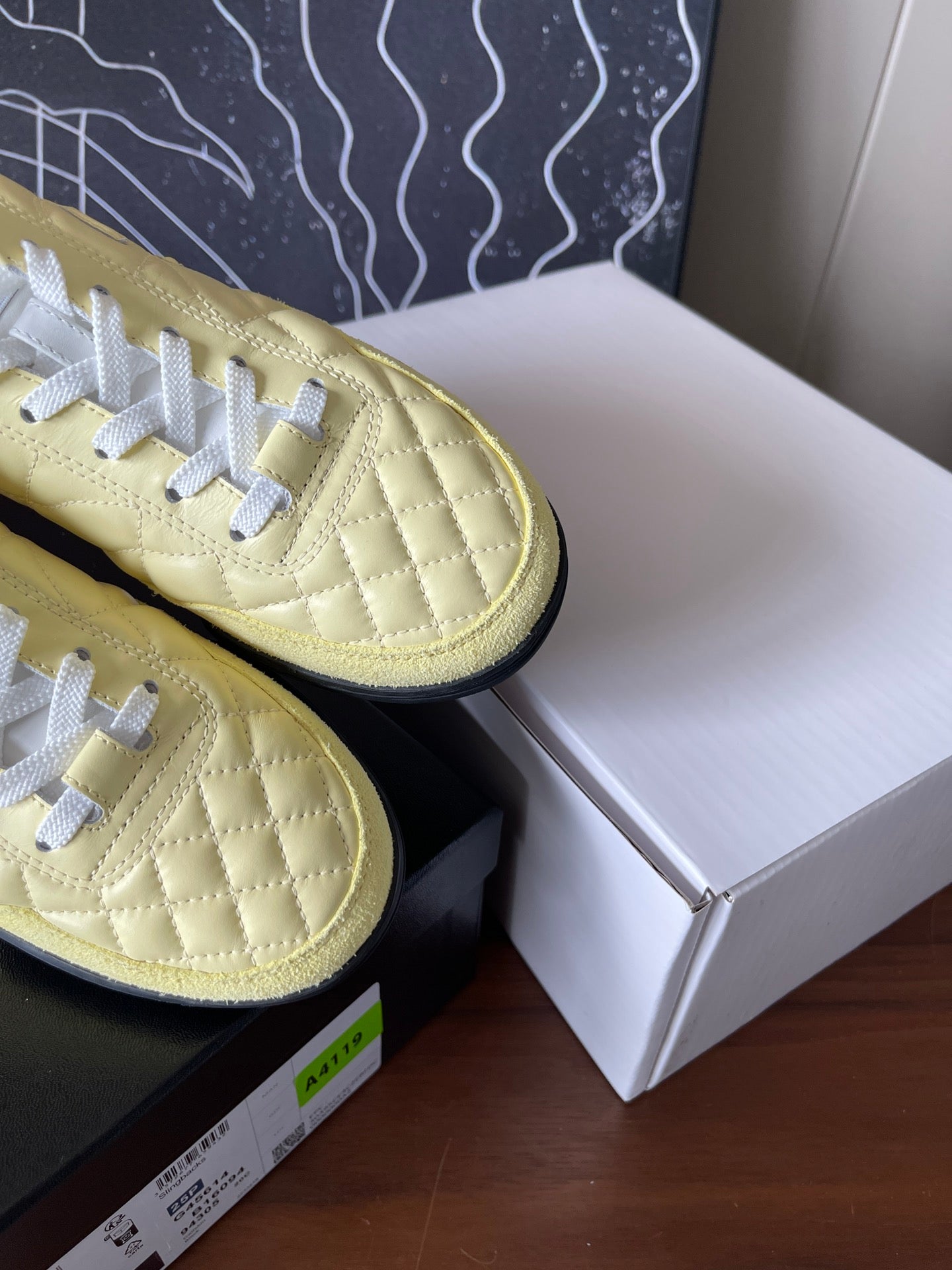 CC 26ss Low-Top Sneaker Light Yellow Leather 623162