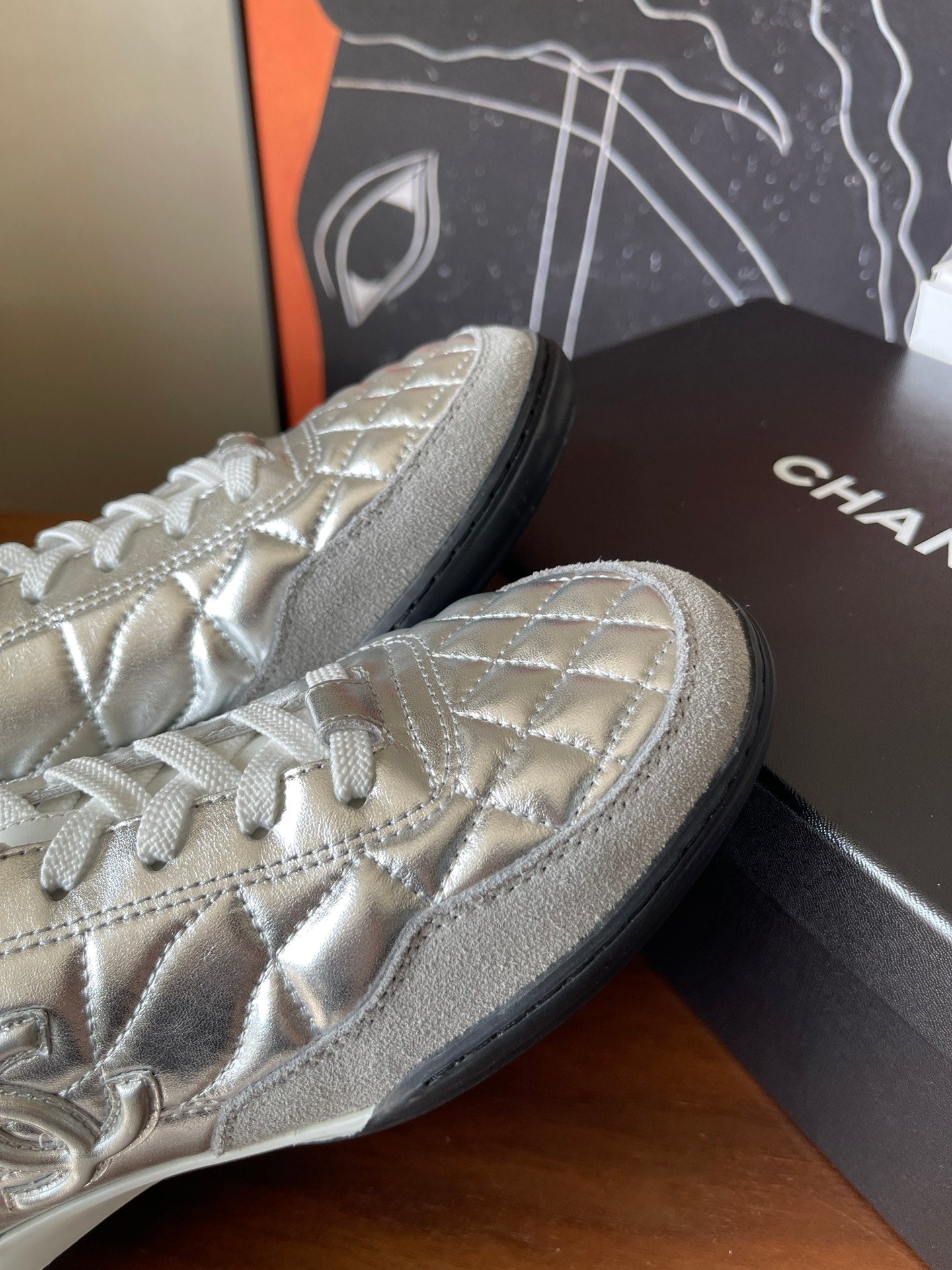 CC 26ss Low-Top Sneaker Sliver Leather 623160