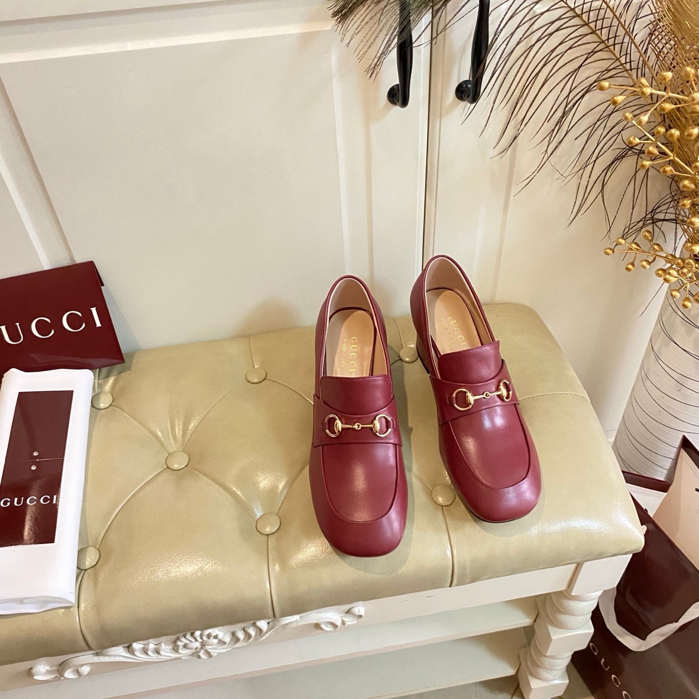 Gucci 26s Horsebit Loafers 55 Mm In Red Smooth Calfskin