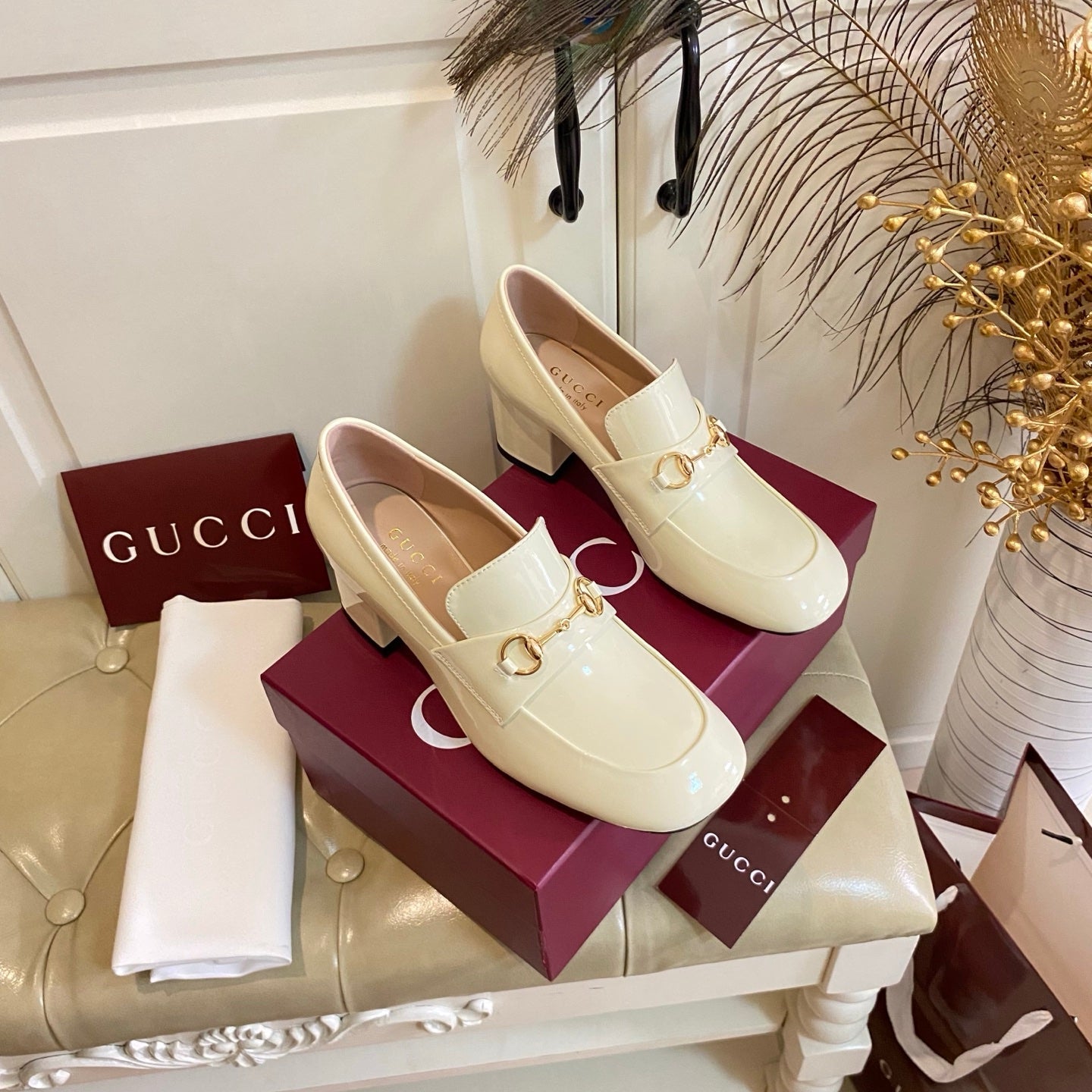 Gucci 26s Horsebit Loafers 55 Mm In Cream White Glossy Calfskin