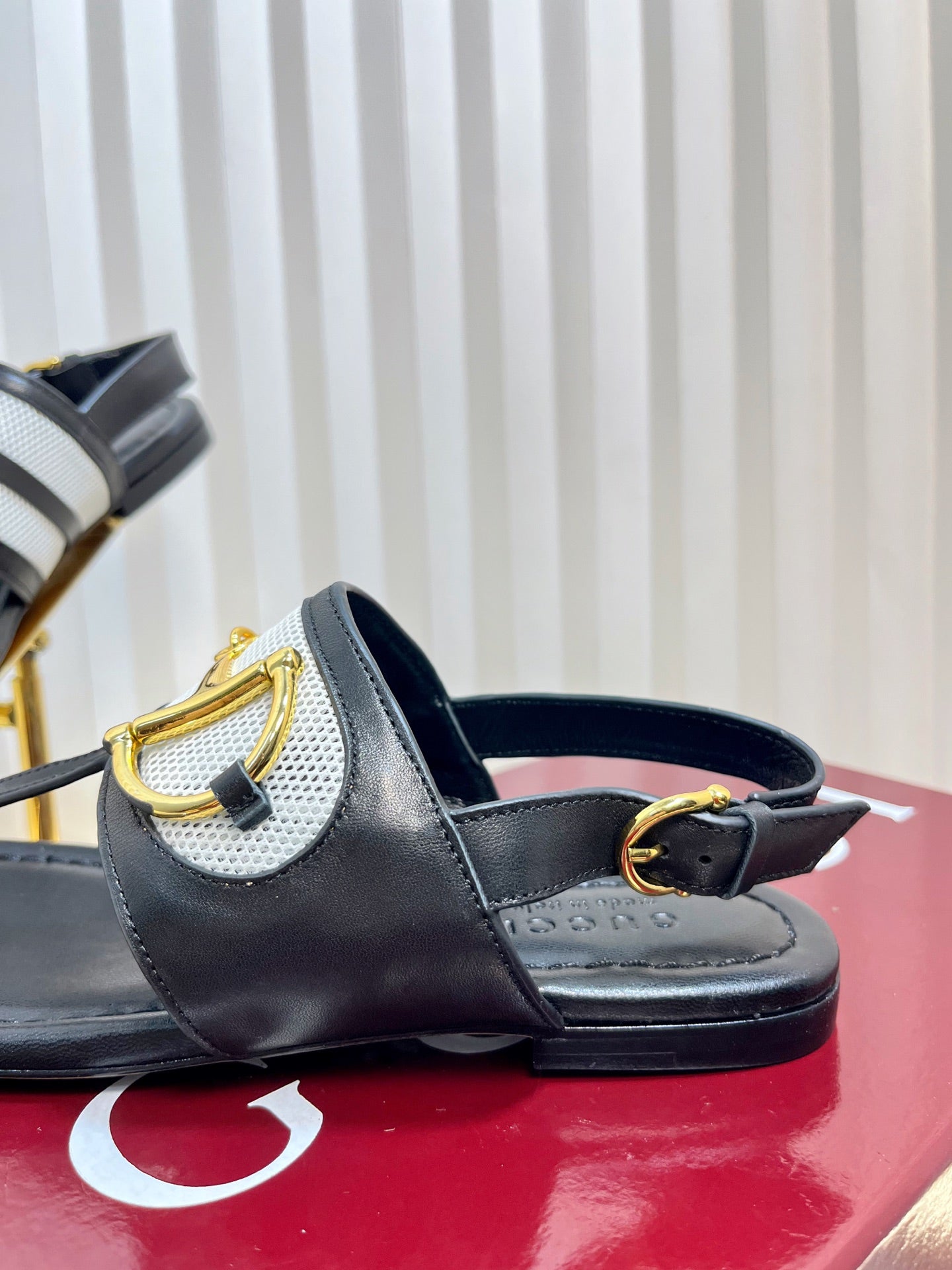 GC 25 Thong Sandal Black Canvas Sheepskin 294672