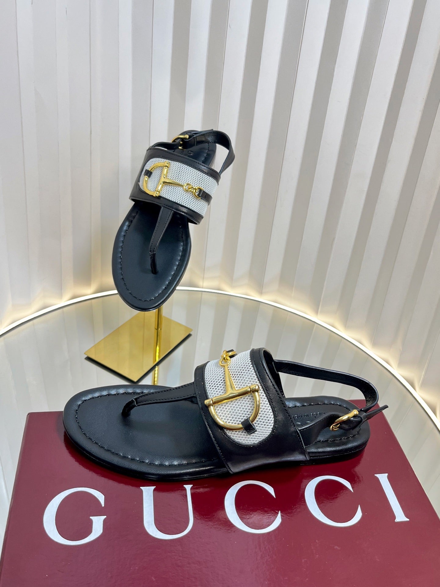 GC 25 Thong Sandal Black Canvas Sheepskin 294672