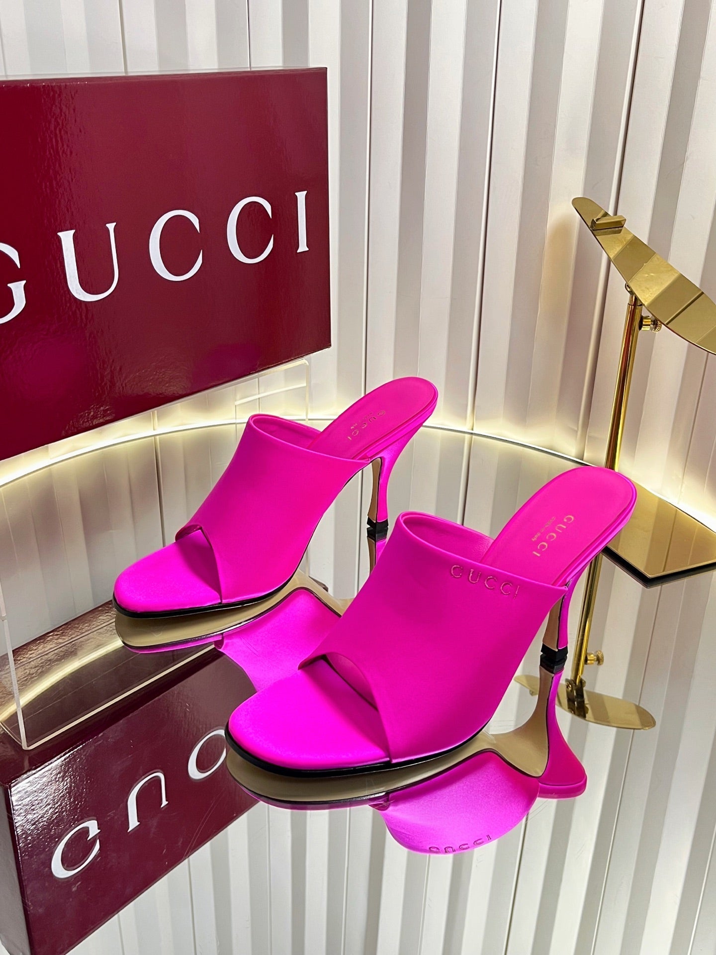 GG Cruise 26 Women's Slide Sandal 95mm Hot Pink Satin 616461