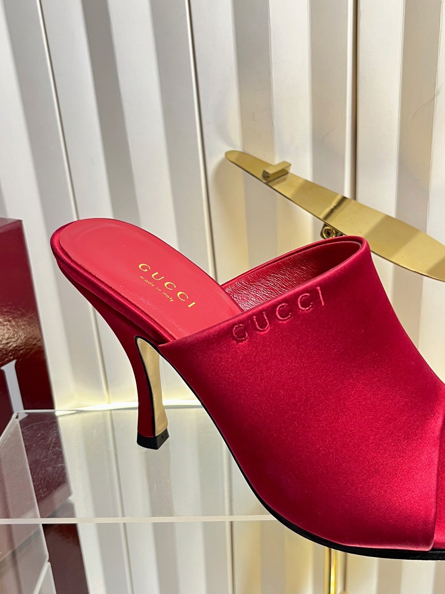 GG Cruise 26 Women's Slide Sandal 95mm Red Satin 616464