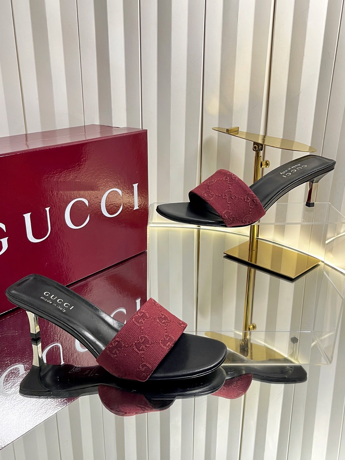 GG 26s Bombshell Crystal Sandal 5cm Black Burgundy Canvas Leather 768156