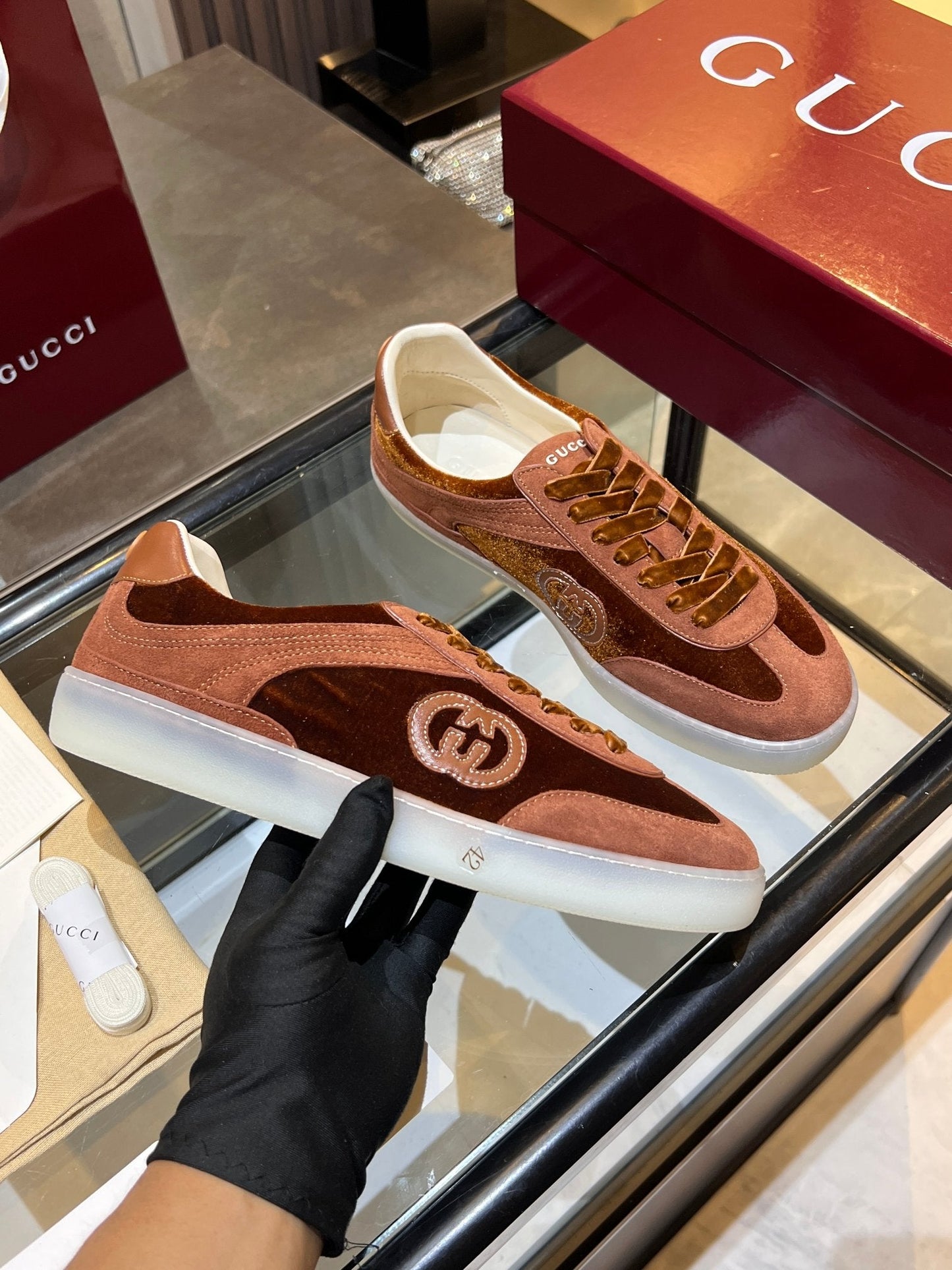 GG G75 Sneaker Brown Suede 818365