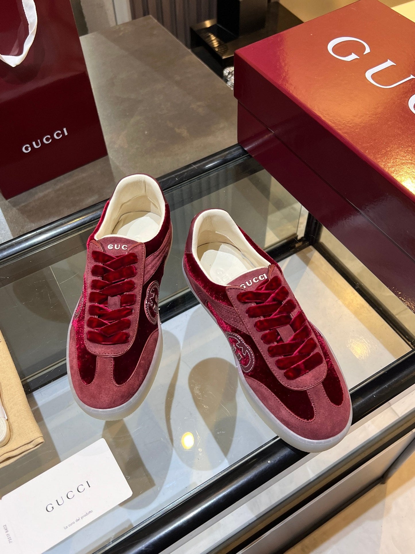 GG G75 Sneaker Red Suede 818364