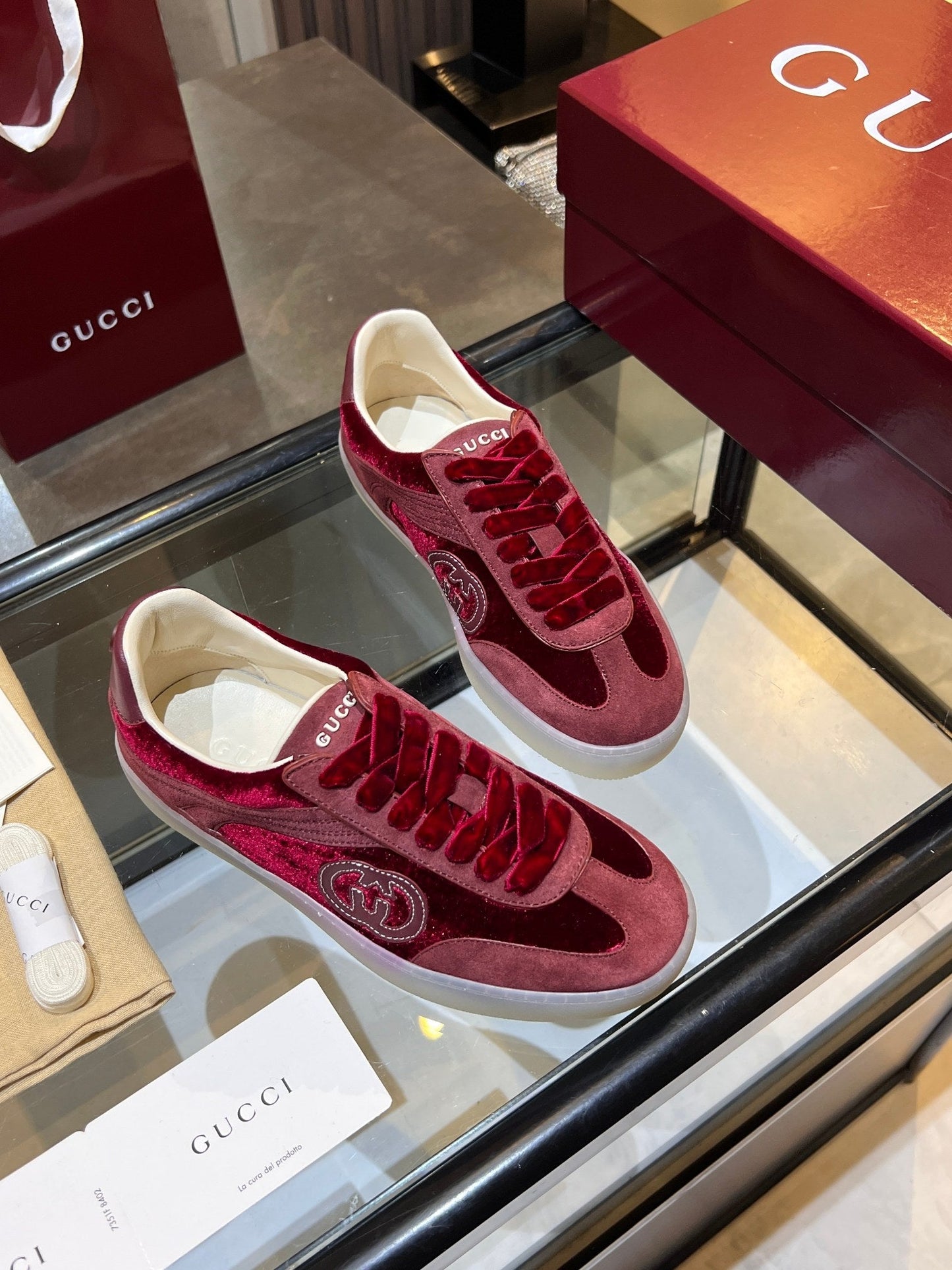 GG G75 Sneaker Red Suede 818364