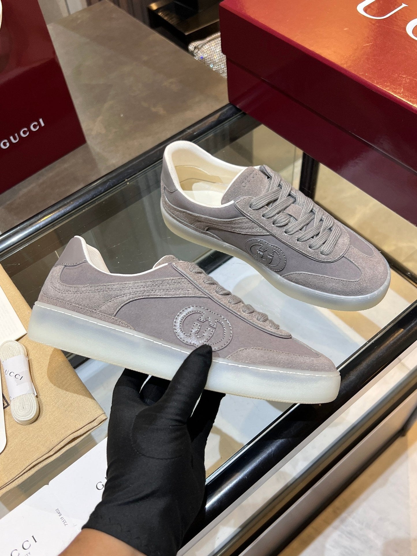 GG G75 Sneaker Grey Suede 818363