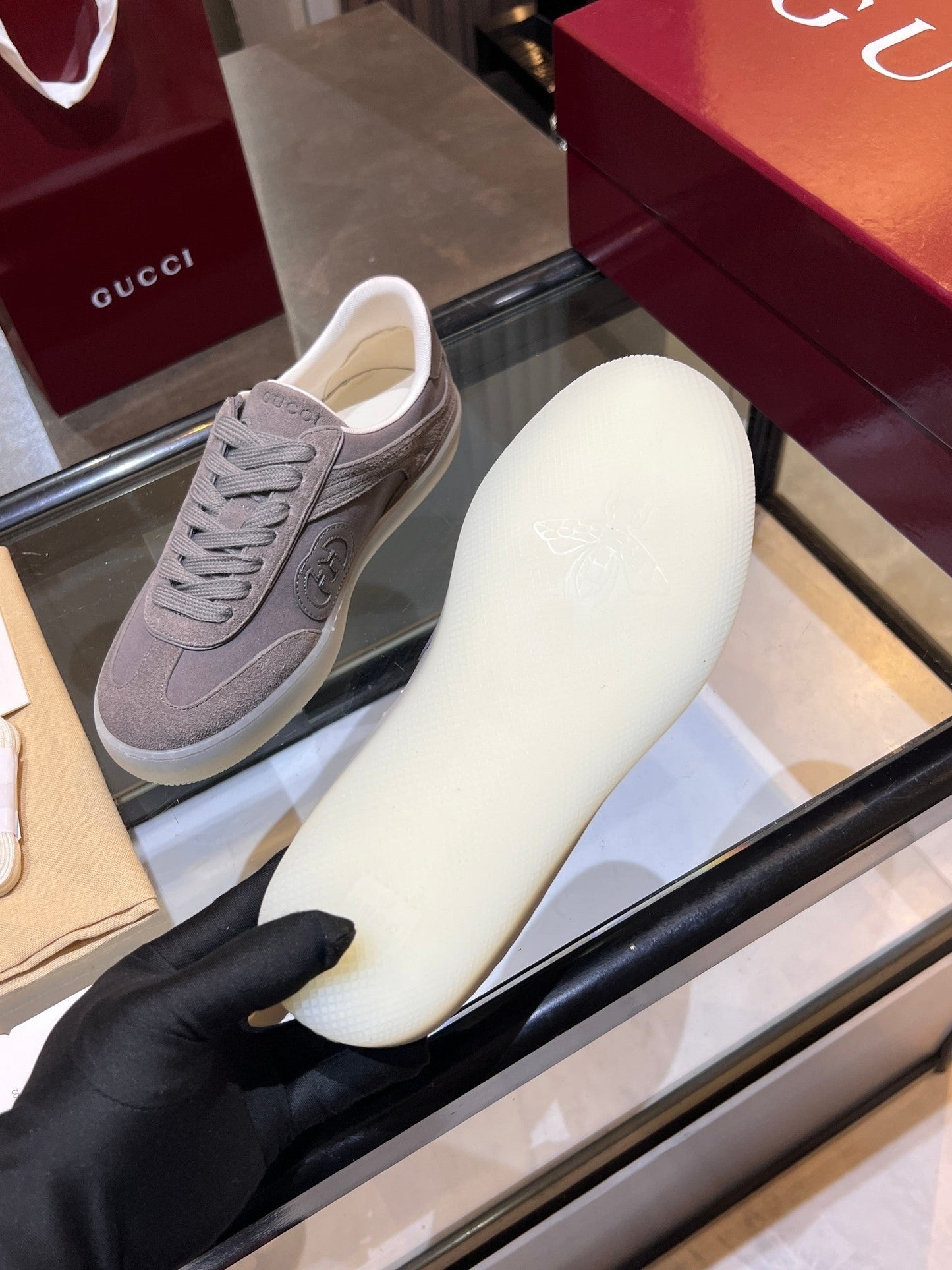 GG G75 Sneaker Grey Suede 818363