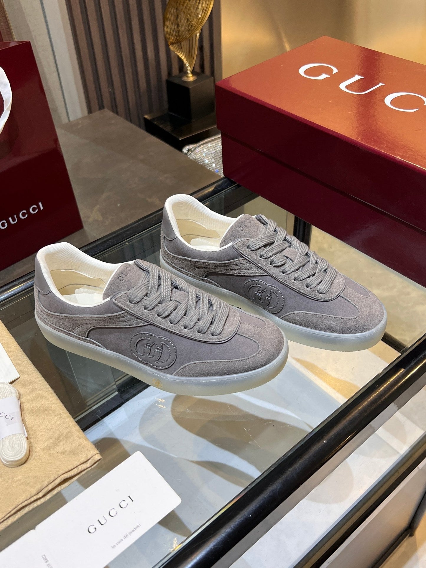 GG G75 Sneaker Grey Suede 818363
