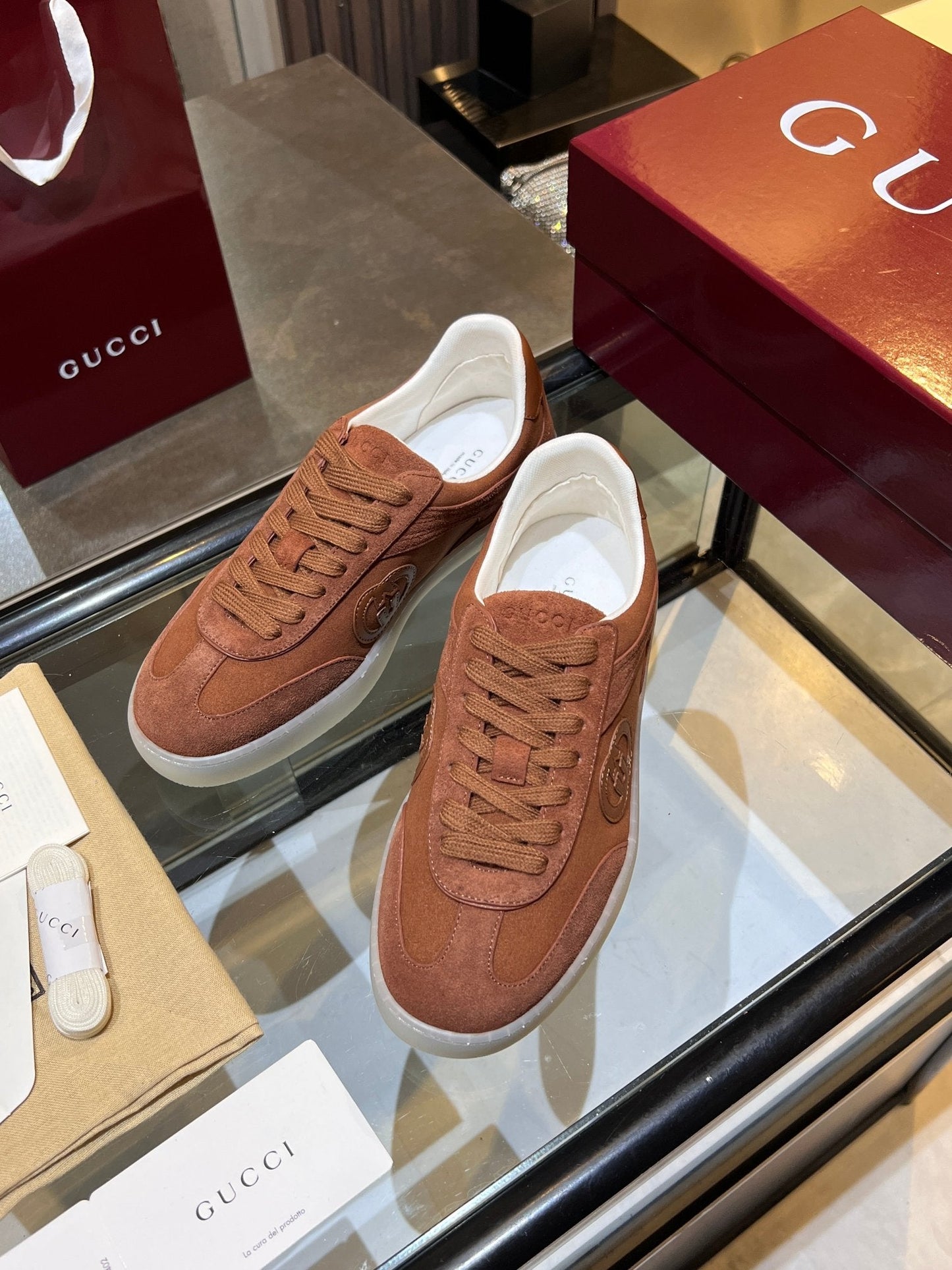 GG G75 Sneaker Camel Suede 818362