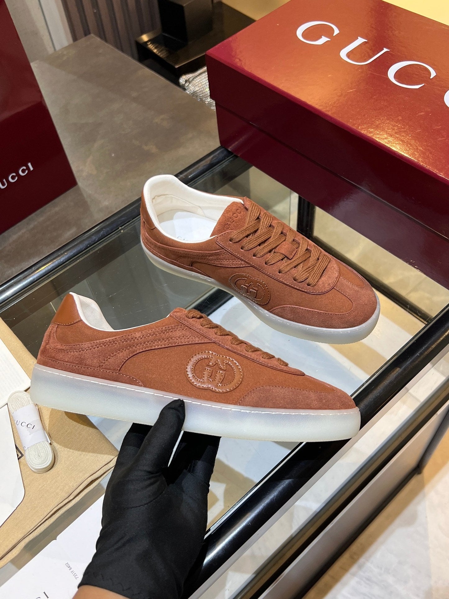 GG G75 Sneaker Camel Suede 818362