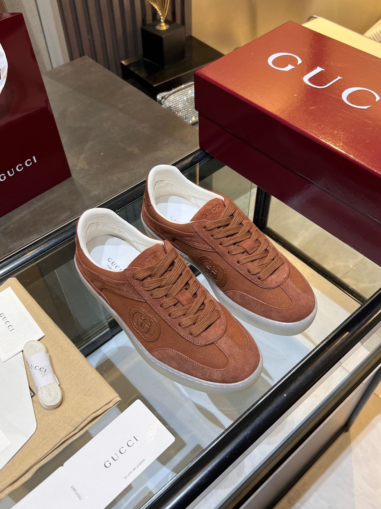 GG G75 Sneaker Camel Suede 818362