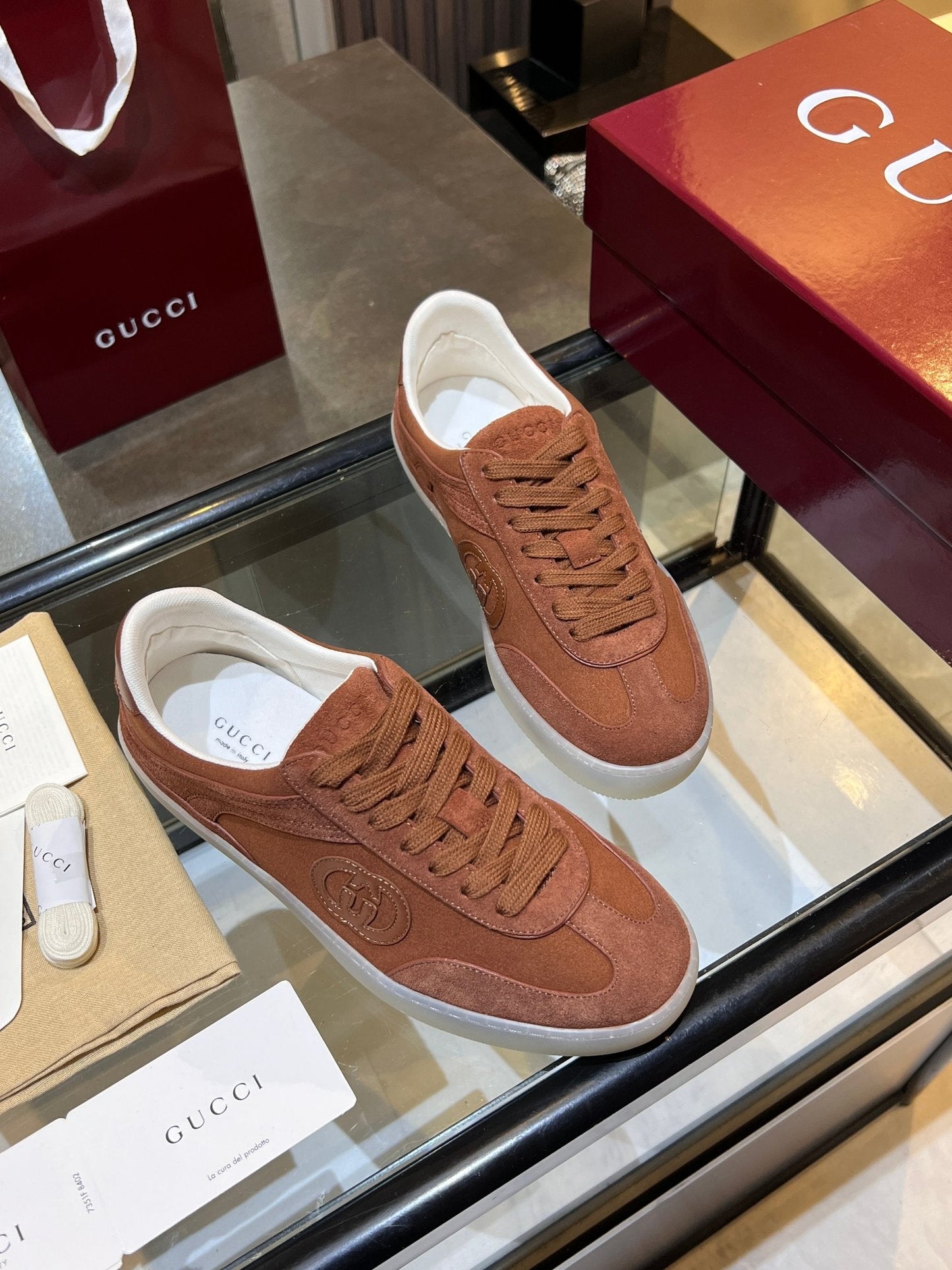 GG G75 Sneaker Camel Suede 818362