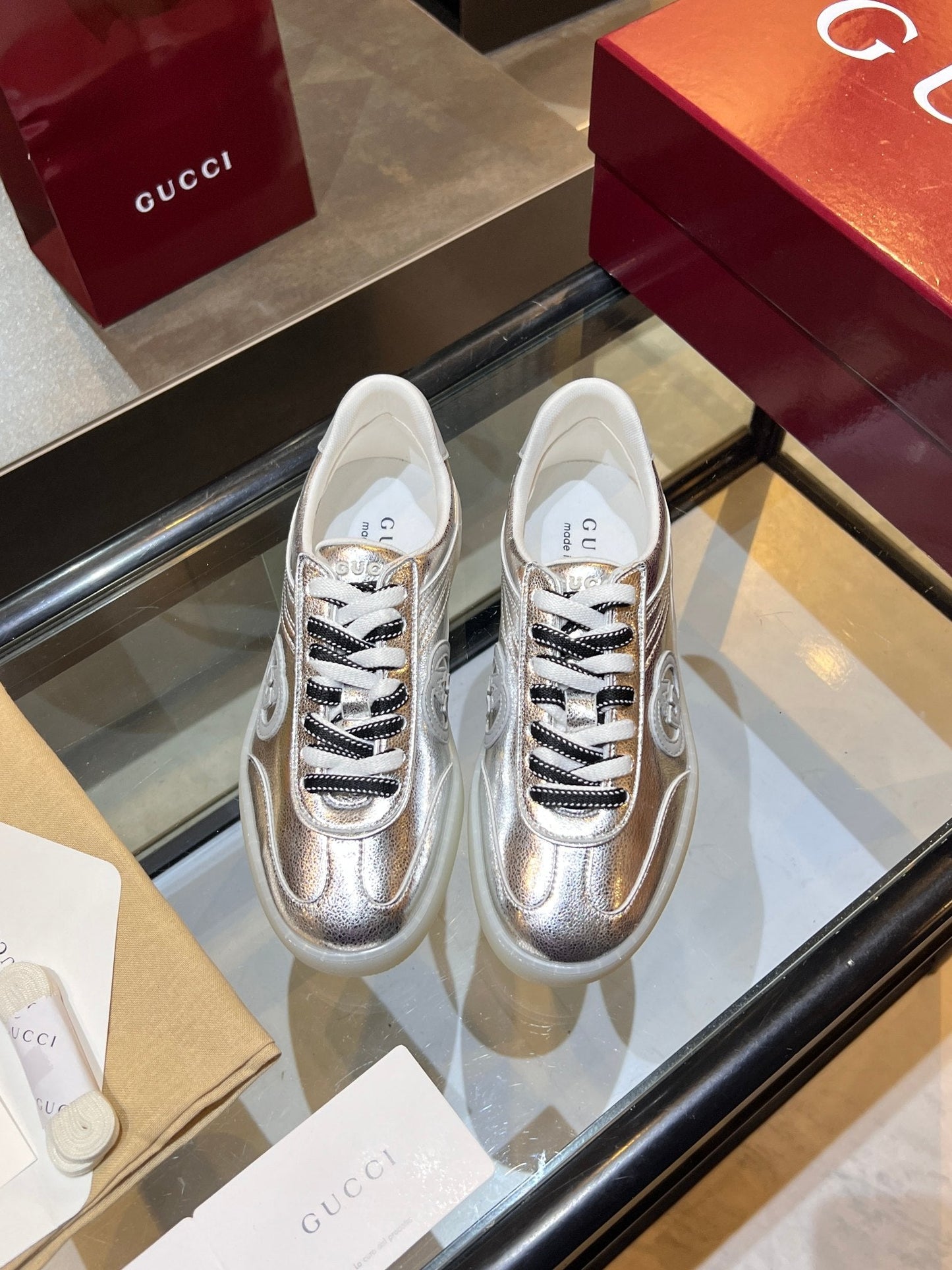 GG G75 Sneaker Sliver Metalic Cowhide 818359