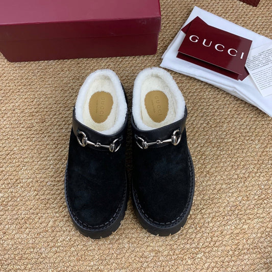 Gucci FW 25 Horsebit Suede Clog  Black Suede with Shearling 506445