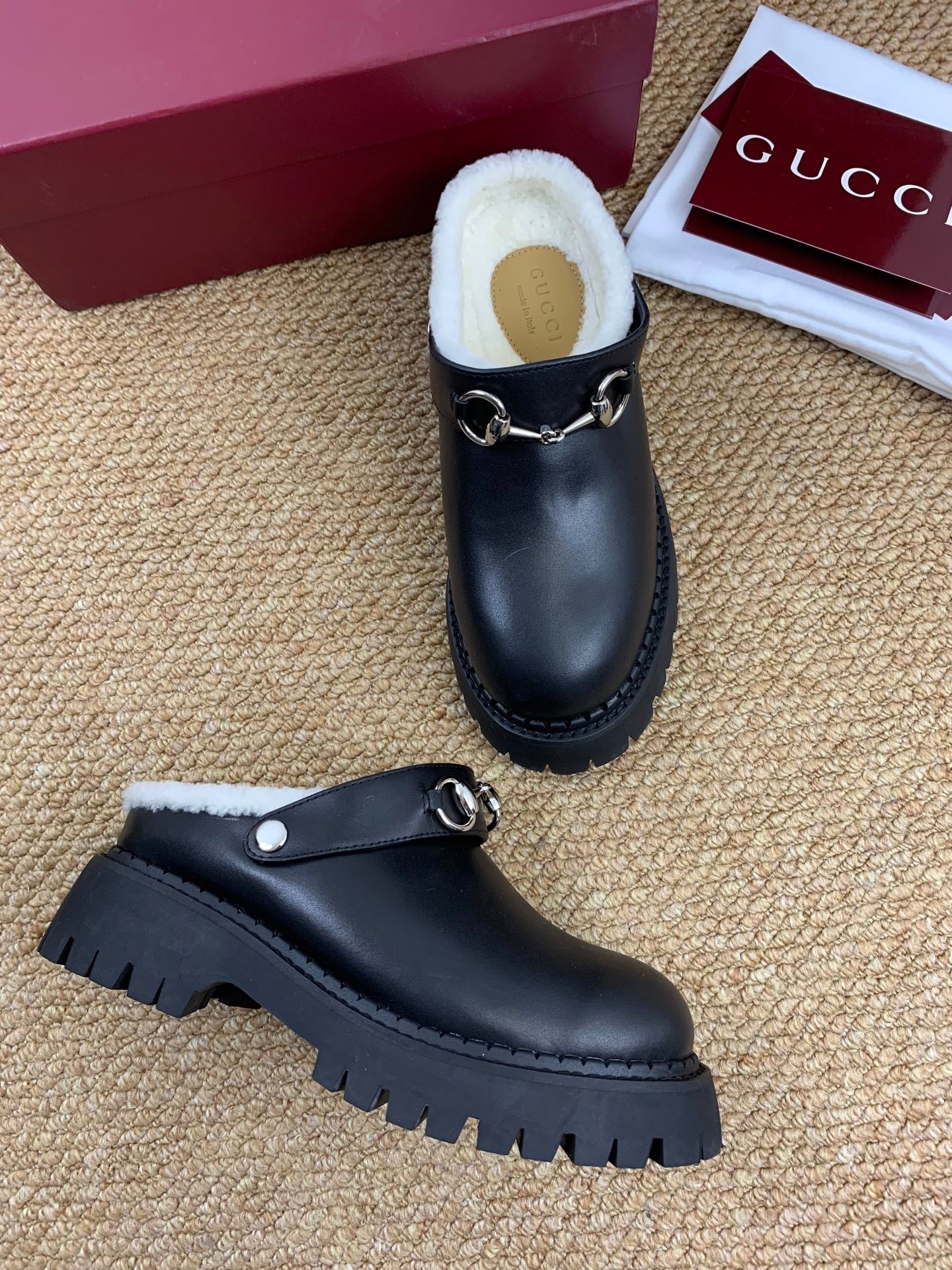 Gucci FW 25 Horsebit Suede Clog Black  Leather with Shearling 506443