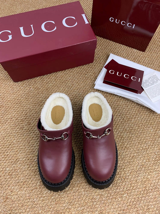 Gucci FW 25 Horsebit Suede Clog Deep Burgundy  Leather with Shearling 506442