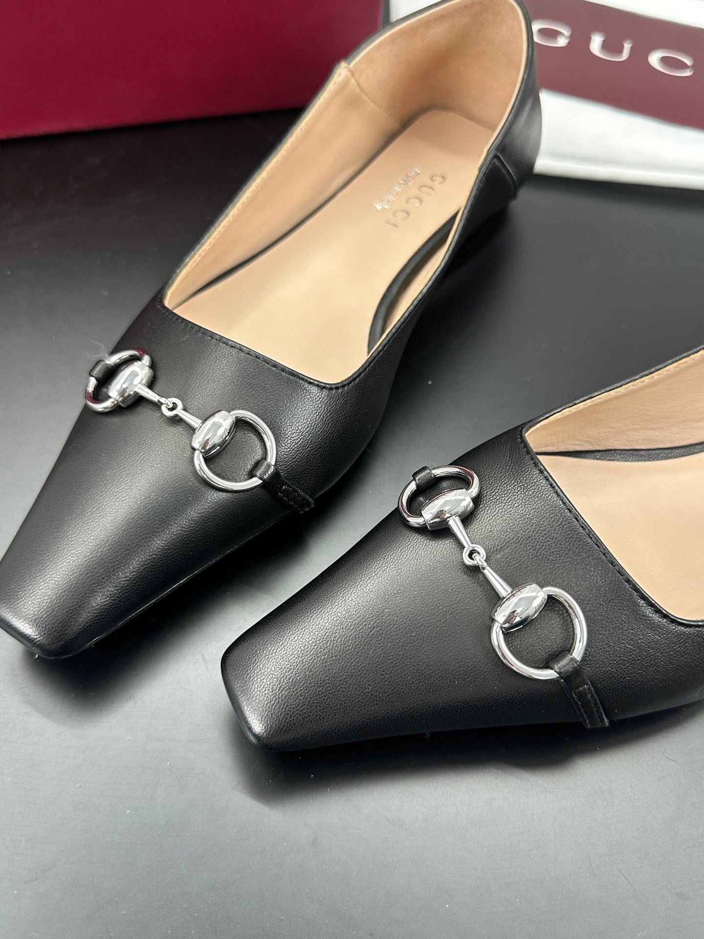 GG 26s Vittoria Ballerina Flats Black Sheepskin 688309