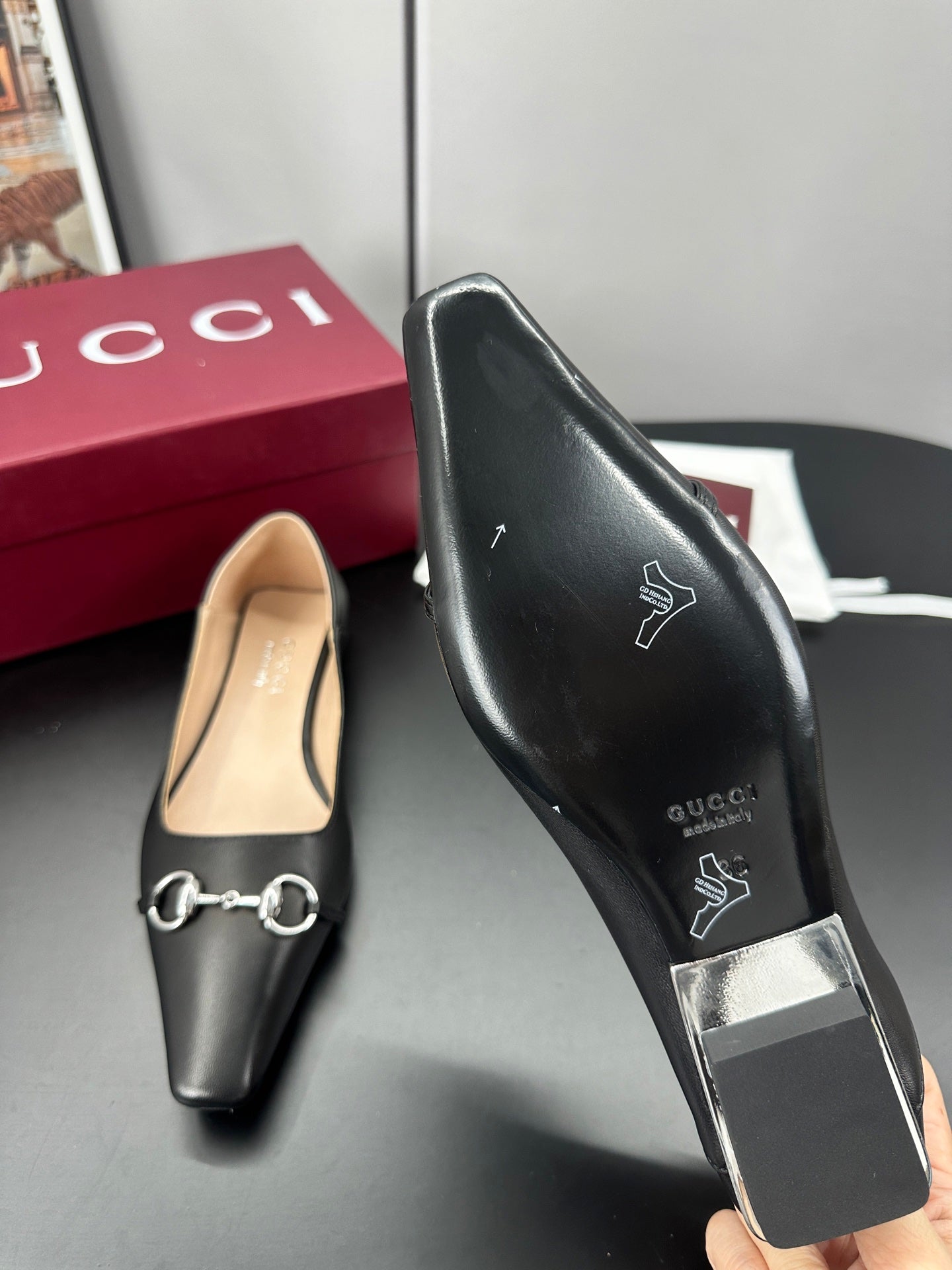 GG 26s Vittoria Ballerina Flats Black Sheepskin 688309