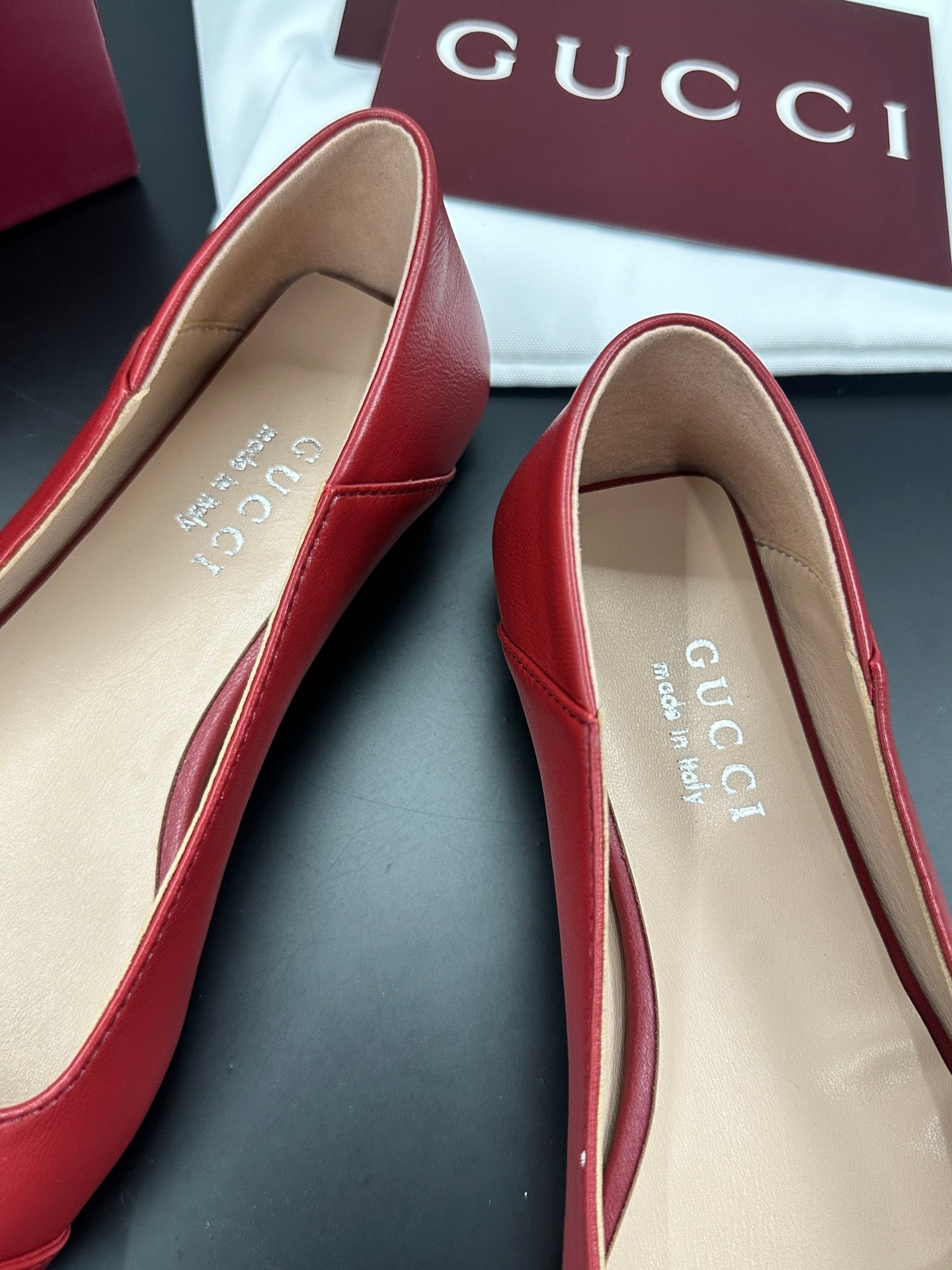 GG 26s Vittoria Ballerina Flats Red Sheepskin 688310
