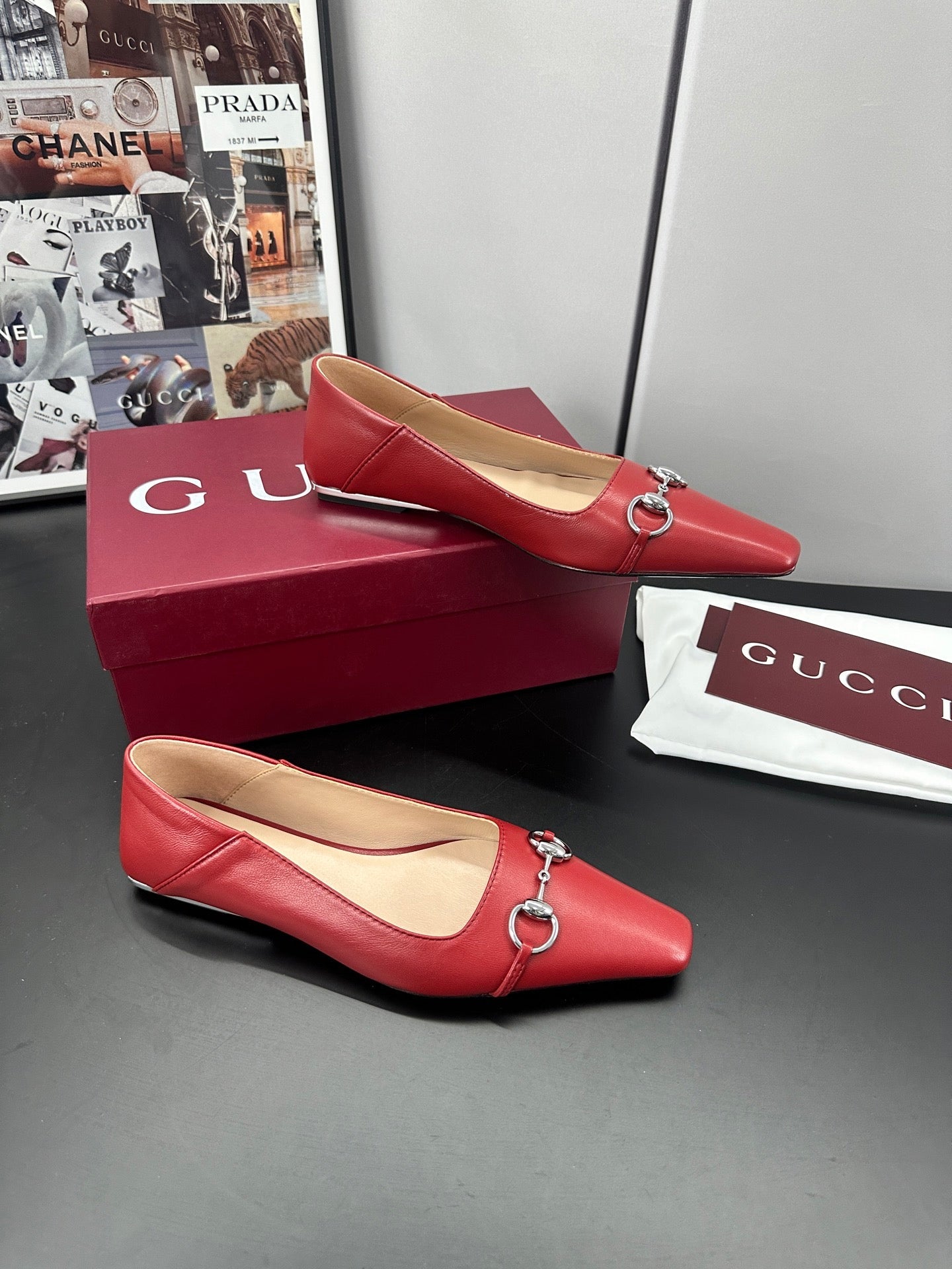 GG 26s Vittoria Ballerina Flats Red Sheepskin 688310
