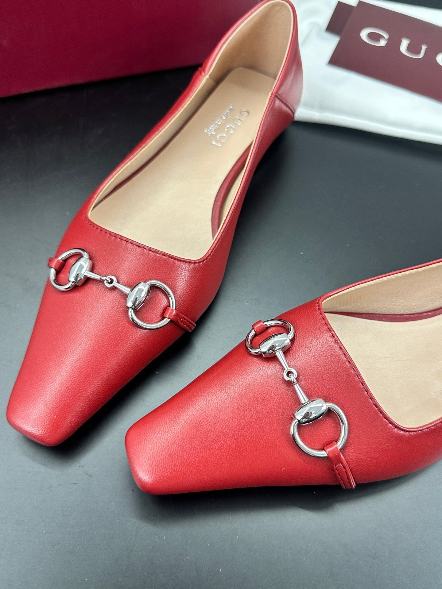 GG 26s Vittoria Ballerina Flats Red Sheepskin 688310